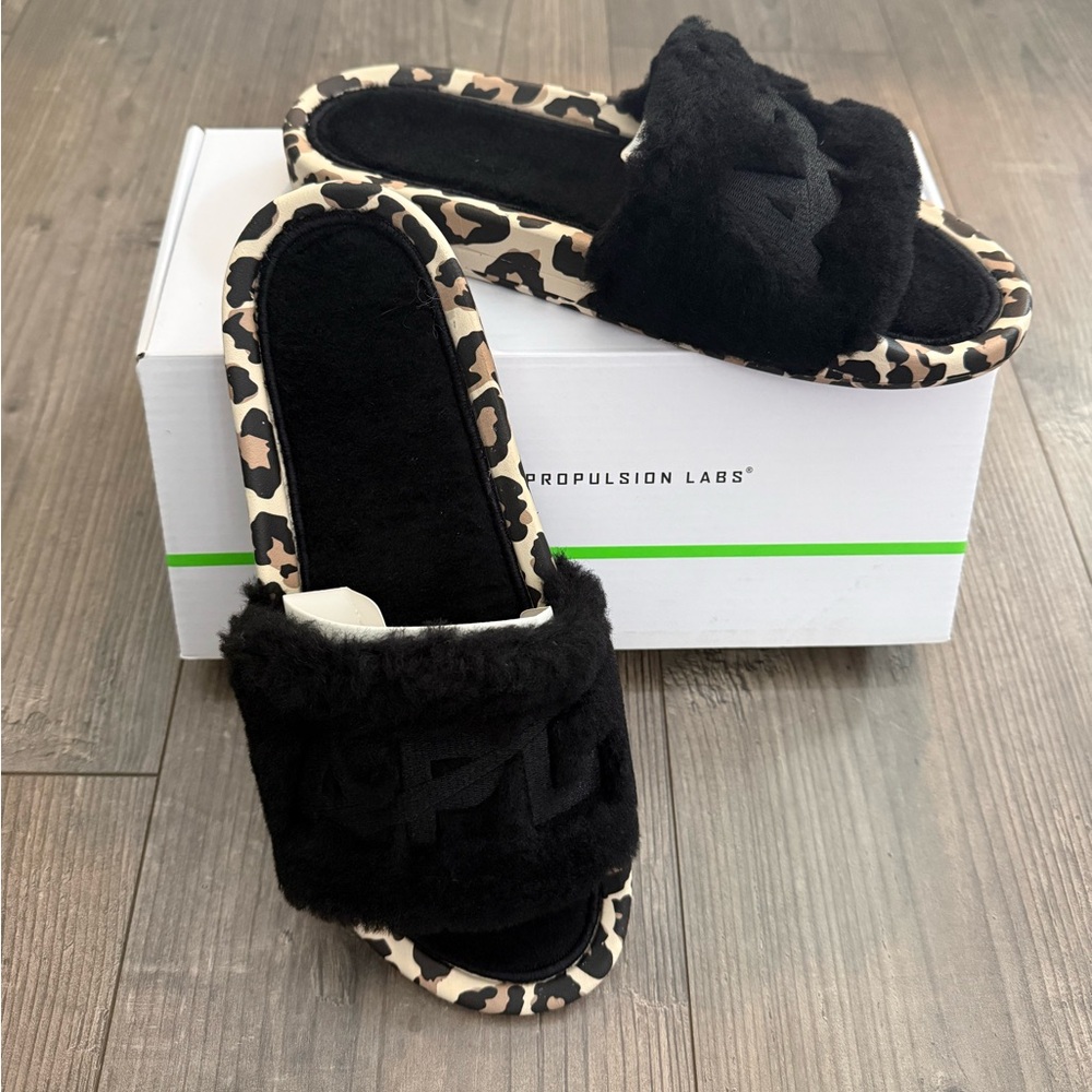 APL Women’s Shearling Leopard Slides